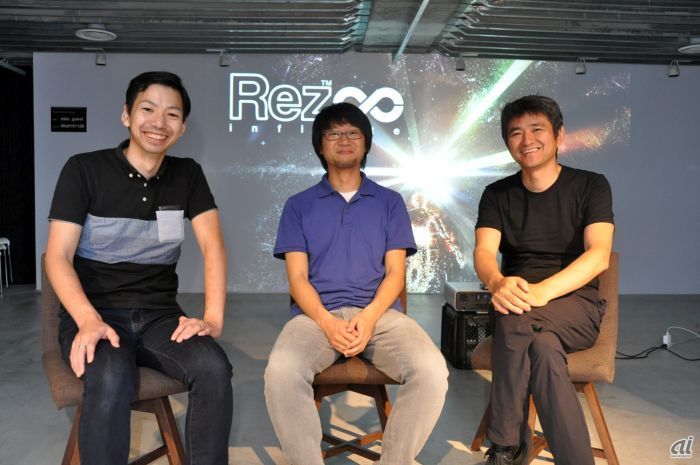 Enhance Games代表の水口哲也氏（右）と、開発を手がけたMonstarsの東郷泰行ディレクター（中央）、楠瀬篤テクニカルディレクター（左）